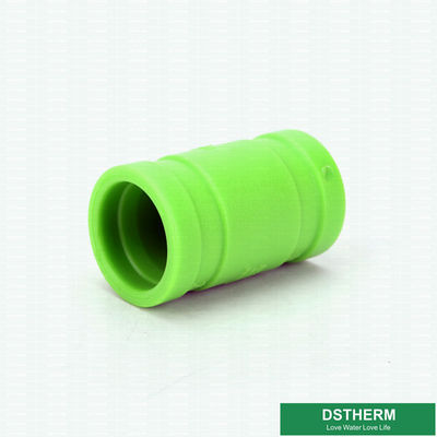 ท่อน้ำพลาสติกกลวงสีเขียวขนาด 20-160 มม. PPR Pipe Fittings Coupler Casting Technics
